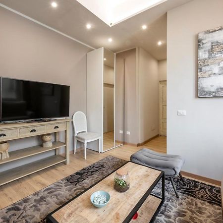 Fcm Tourism - Moscova Studio Apartment Милано Екстериор снимка