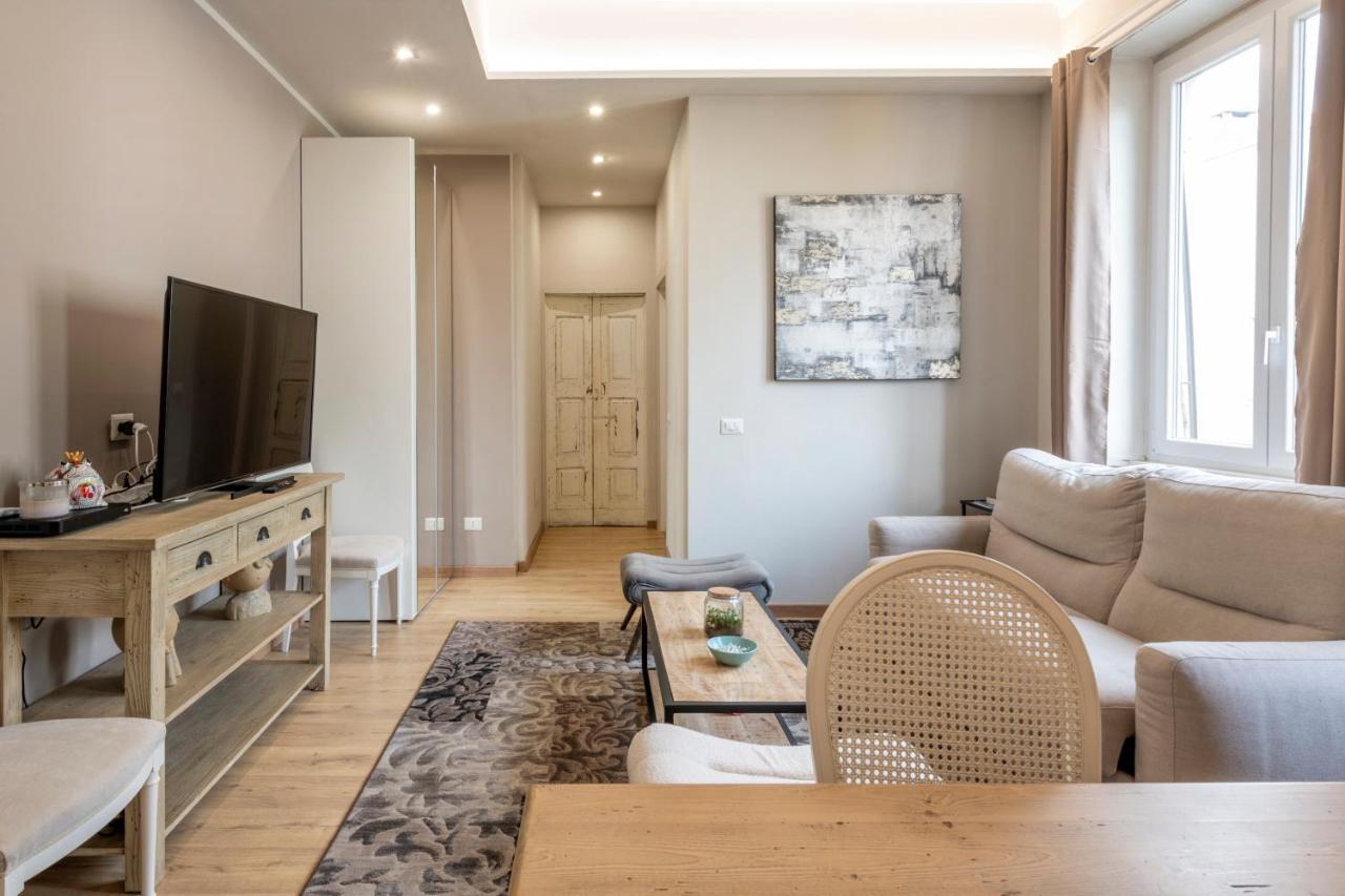 Fcm Tourism - Moscova Studio Apartment Милано Екстериор снимка