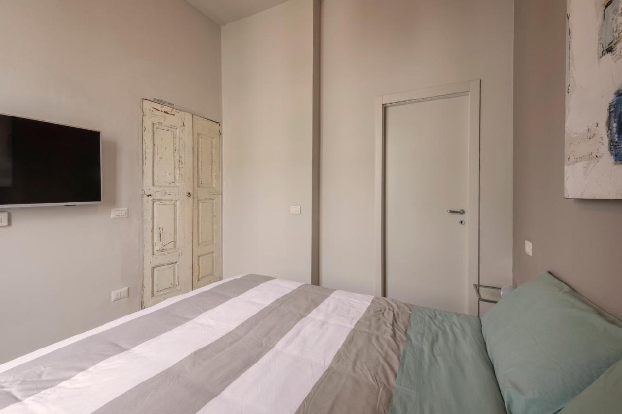 Fcm Tourism - Moscova Studio Apartment Милано Екстериор снимка
